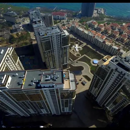 Квартира В 9 Жемчужине С Прямым Видом Моря И С Балконом Apartment Odesa